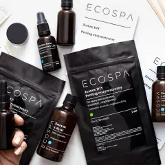 Zestaw DIY z peelingiem enzymatycznym ECOSPA. Zawiera serum z kwasem hialuronowym i enzymem z dyni.